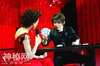 刘谦真的不红了？成于春晚，败于自己，娶富三代妻子成最幸运的事-23.jpg