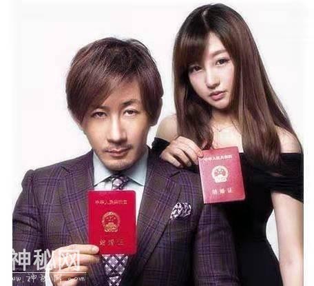 刘谦真的不红了？成于春晚，败于自己，娶富三代妻子成最幸运的事-26.jpg