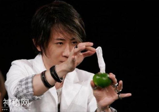 12年前，那个春晚爆火的“魔术师”刘谦，如今过得怎么样？-9.jpg