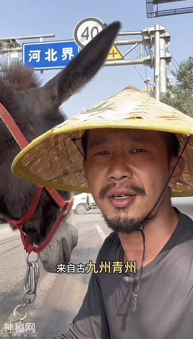 山东青州男子徒步旅行7000公里，花费5万元:15天走完罗布泊无人区-20.jpg