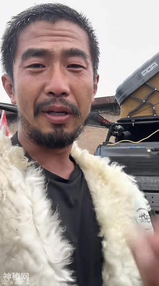 山东青州男子徒步旅行7000公里，花费5万元:15天走完罗布泊无人区-44.jpg