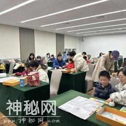 从种子到果实，探索奇妙的南瓜星球-10.jpg