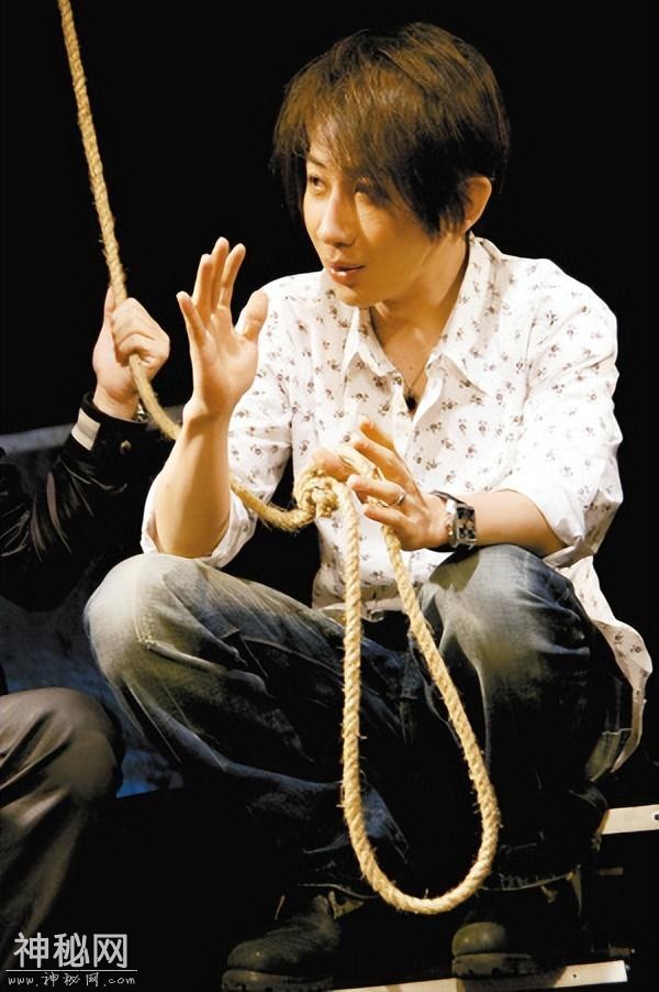 2025刘谦魔术：这场“奇幻秀”为何让人直呼失望？-5.jpg