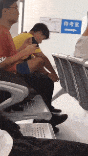 每天一笑，50张搞笑动图：夏天夏天，悄悄过去！-33.jpg