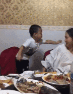 笑出好心情，30张搞笑动图：哥们你的功夫真好，没想到吧-20.jpg